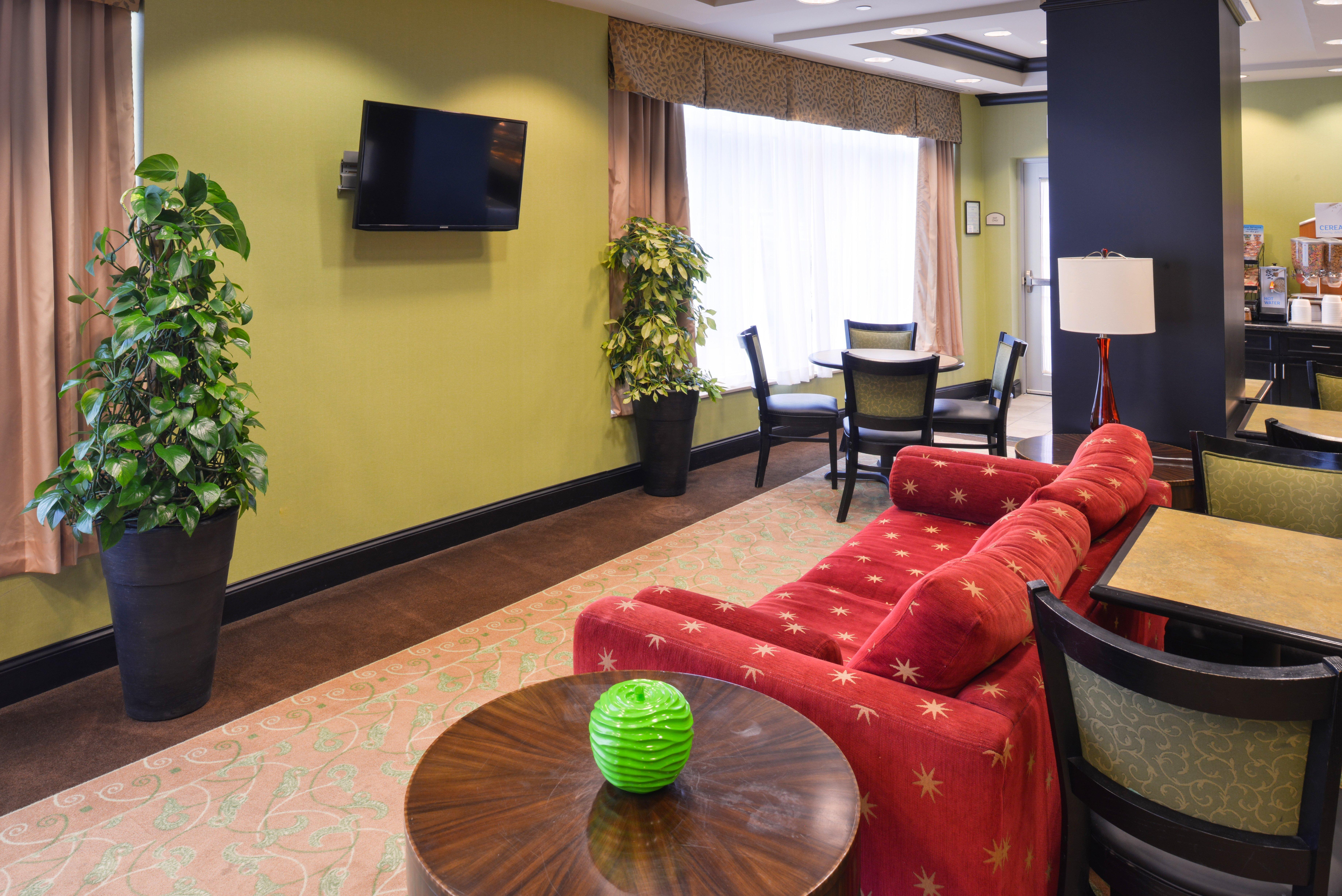 Holiday Inn Express & Suites Halifax Airport By Ihg Enfield Buitenkant foto