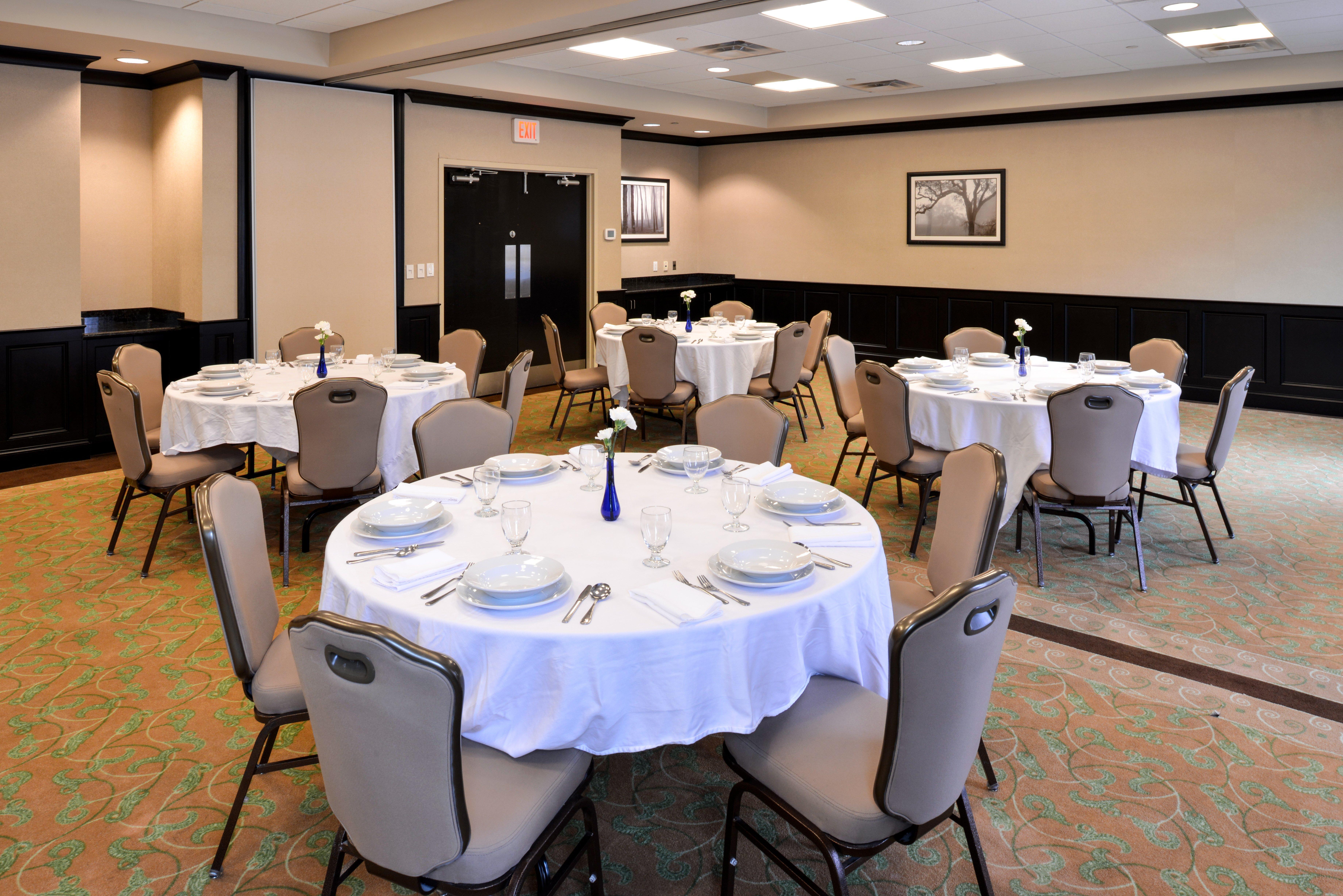 Holiday Inn Express & Suites Halifax Airport By Ihg Enfield Buitenkant foto