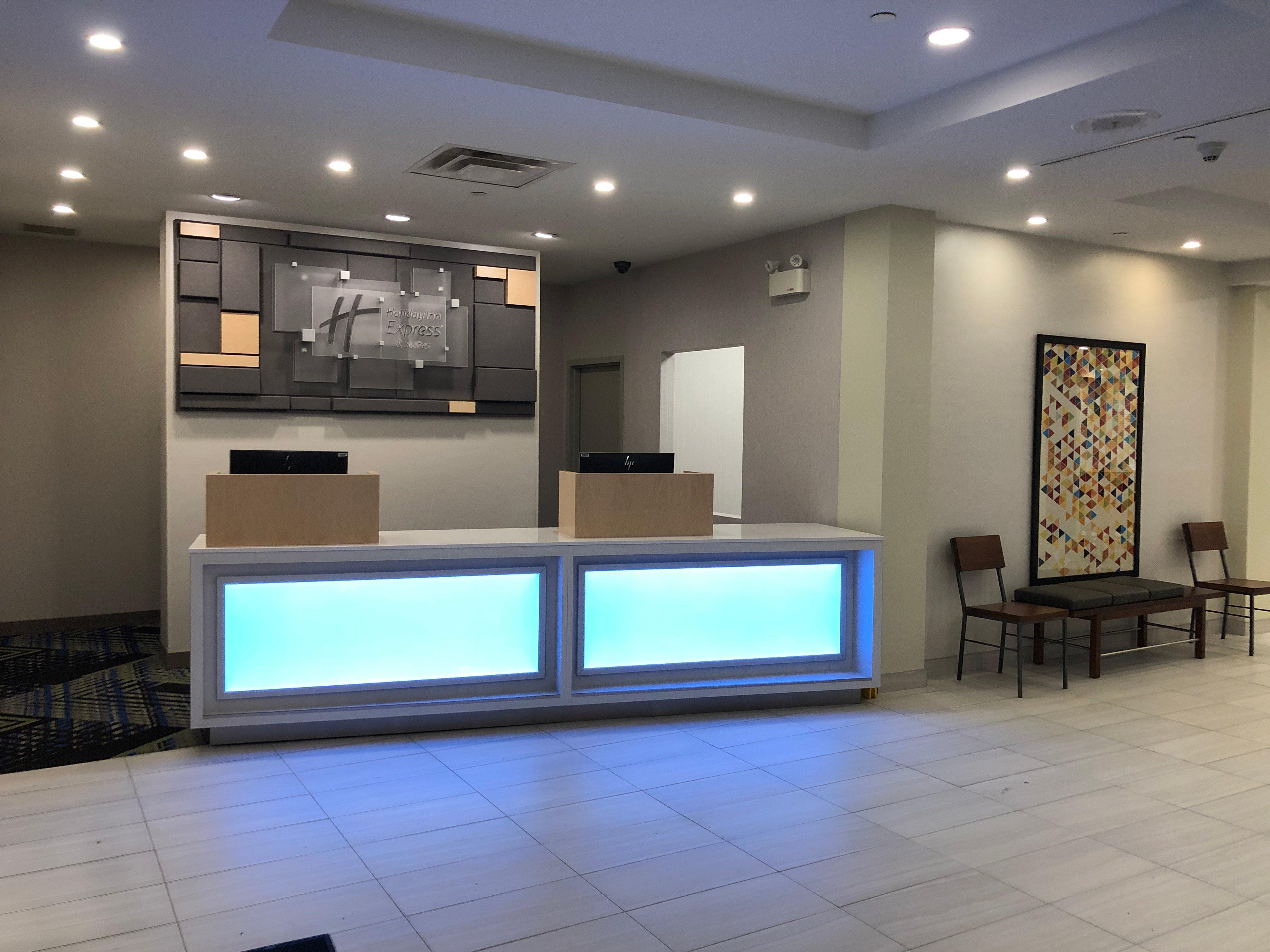 Holiday Inn Express & Suites Halifax Airport By Ihg Enfield Buitenkant foto