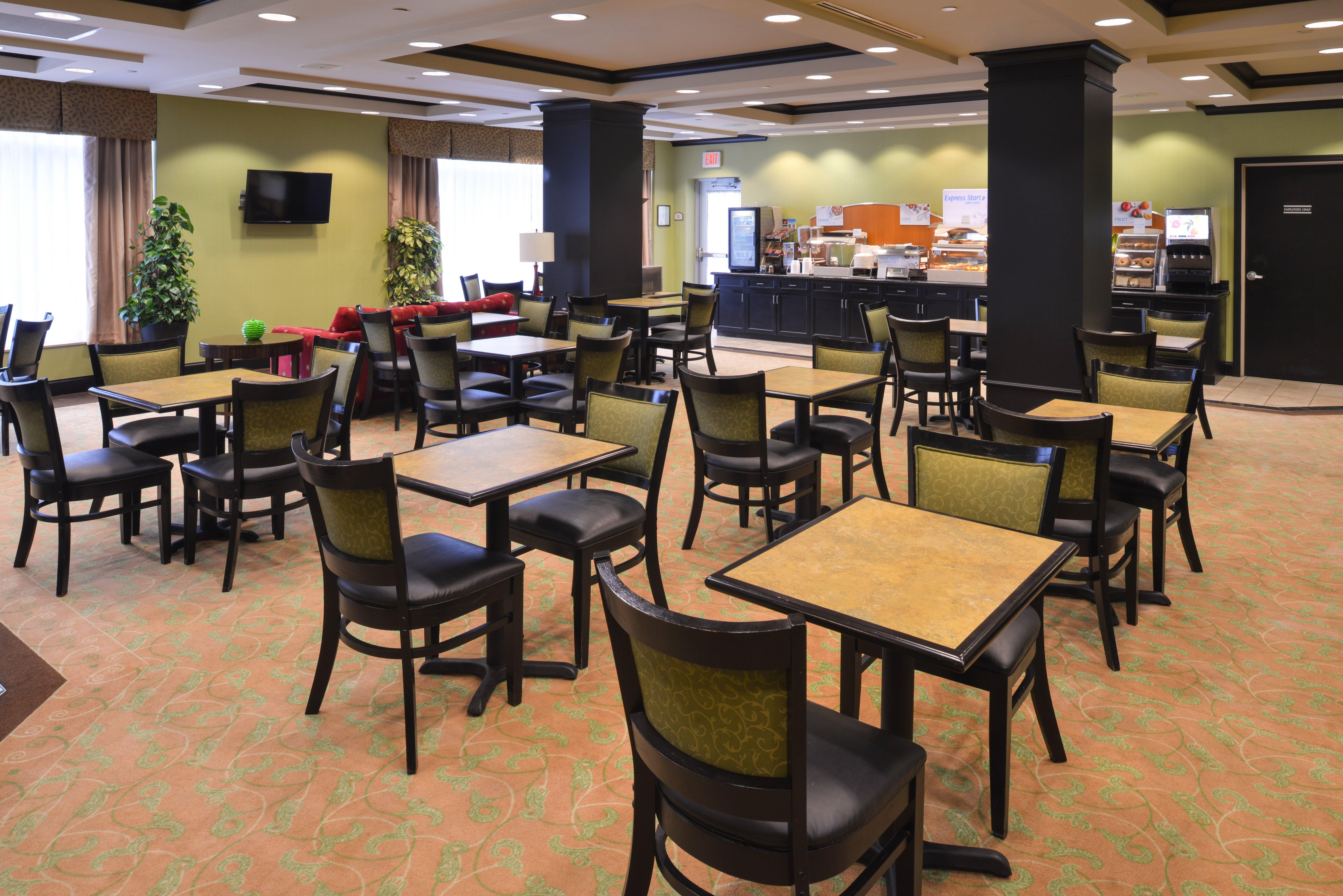 Holiday Inn Express & Suites Halifax Airport By Ihg Enfield Buitenkant foto