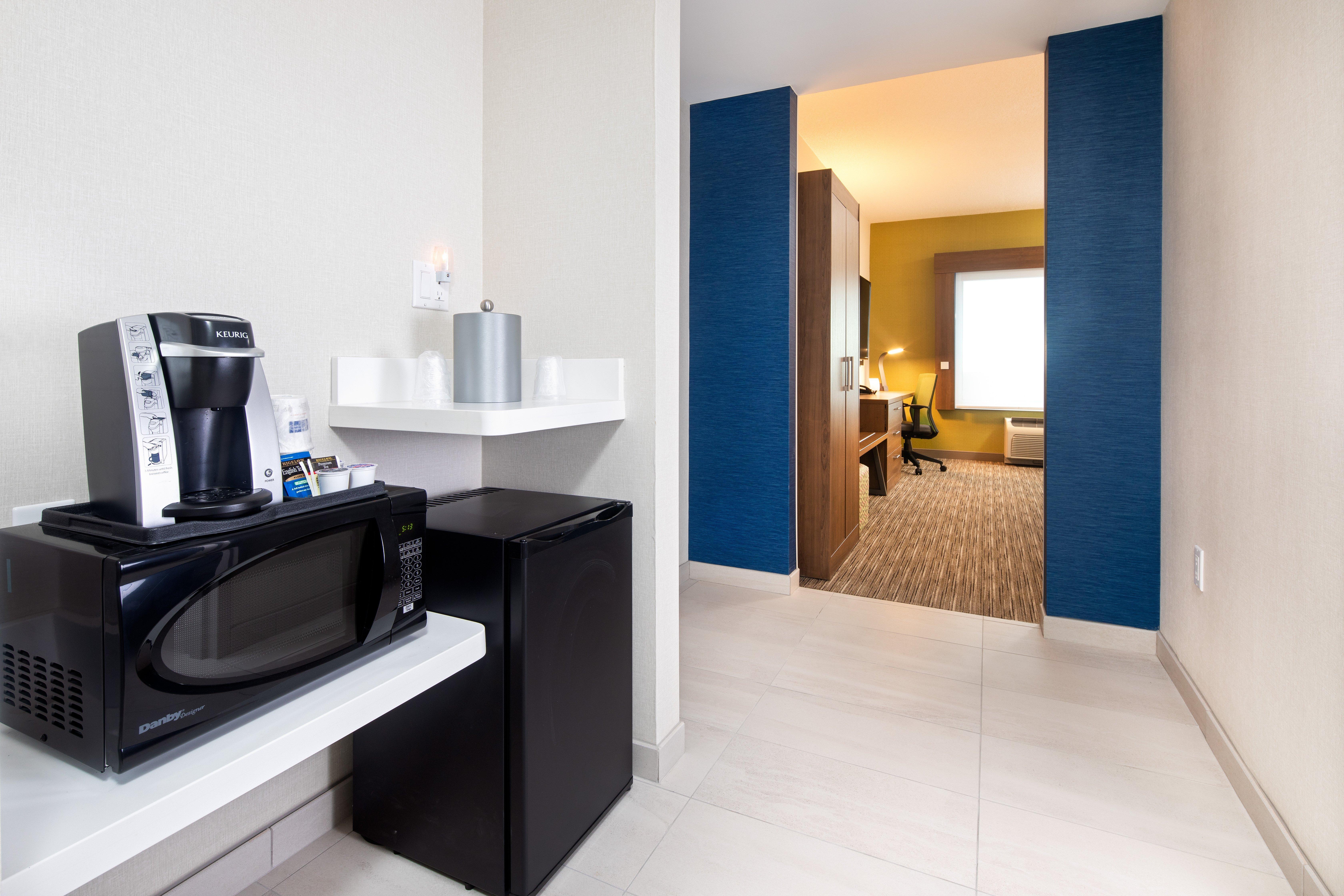 Holiday Inn Express & Suites Halifax Airport By Ihg Enfield Buitenkant foto