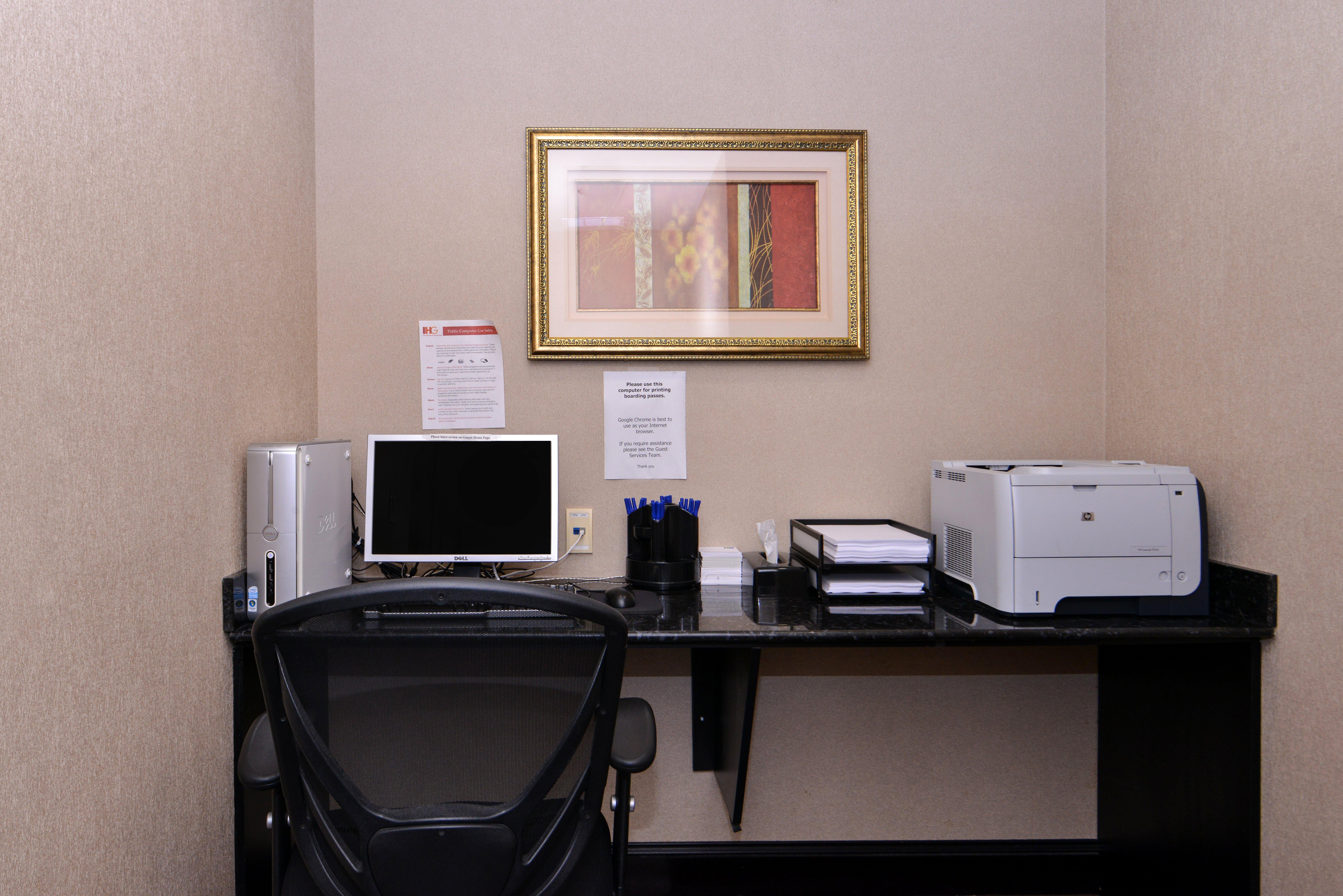 Holiday Inn Express & Suites Halifax Airport By Ihg Enfield Buitenkant foto
