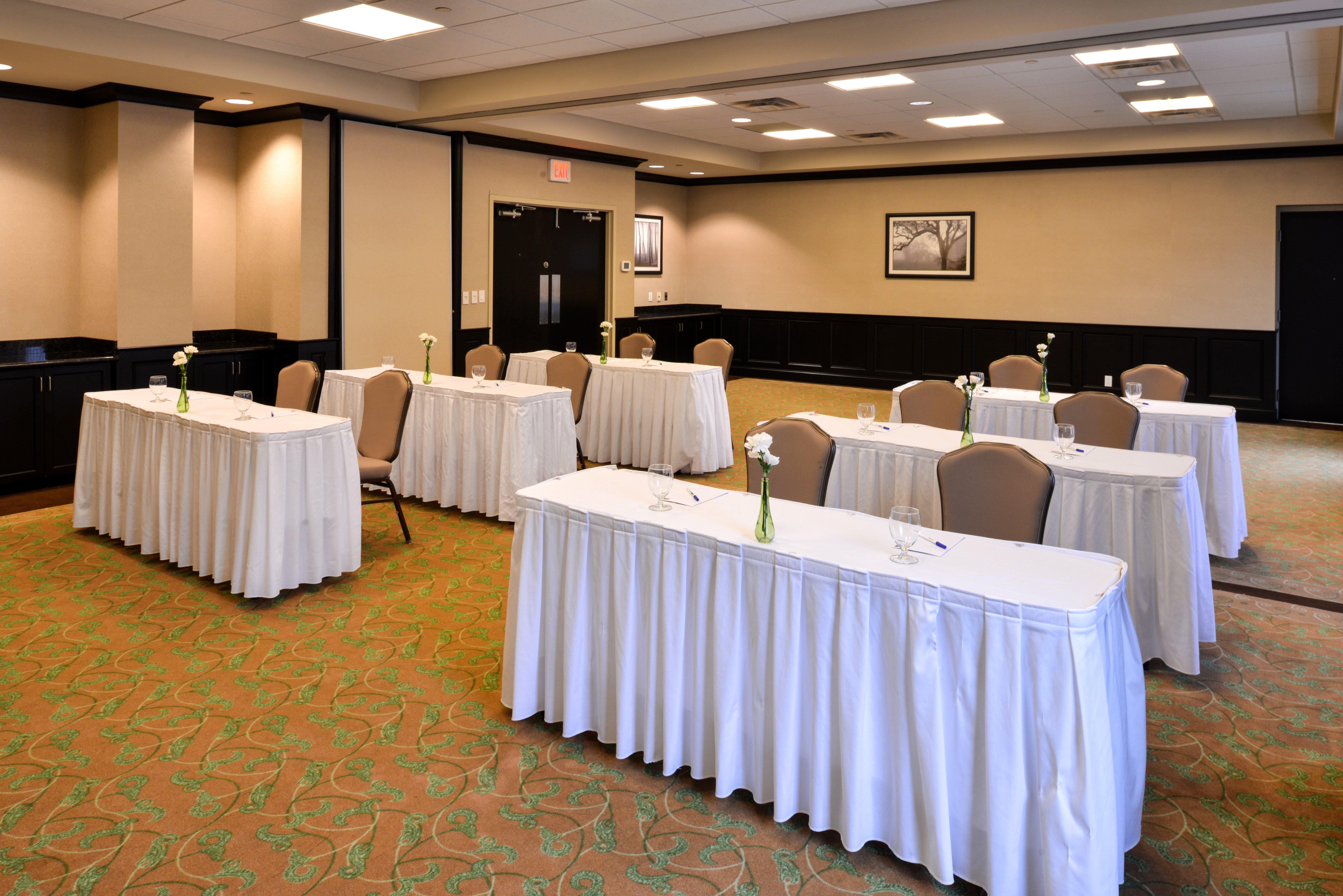 Holiday Inn Express & Suites Halifax Airport By Ihg Enfield Buitenkant foto